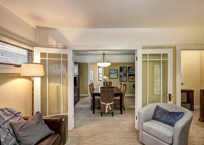 Charming 2Bed French Colonial Apartment In Desirable Midtown Sacramento