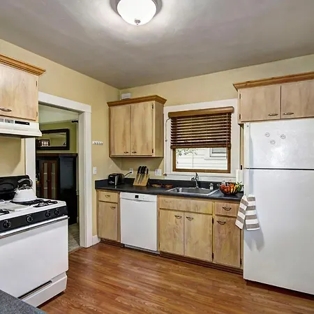 Charming 2Bed French Colonial Apartment In Desirable Midtown Sacramento Exterior photo